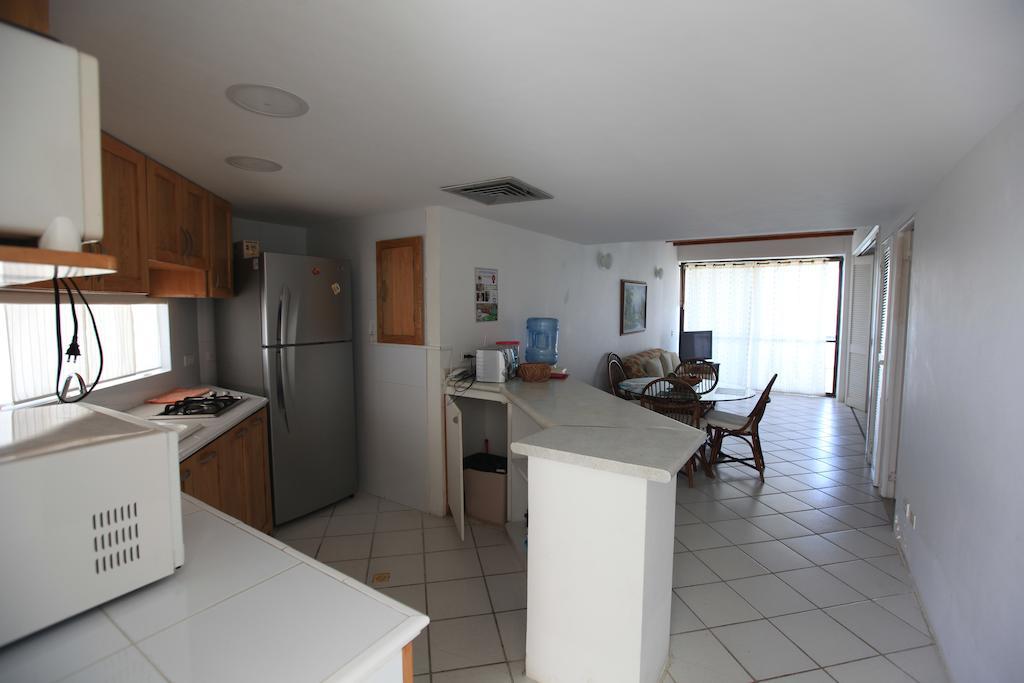 Solymar-edificio Bay Point Apto 703